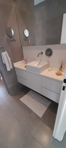 Dueño Directo. Vendo Casa Dueño Directo, Vende En El Canton , Casa Moderna De Diseño Minimalista A La Laguna Con 40m De Costa Propios, Parque Y Piscina Con Solarium