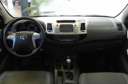 Toyota Hilux Cd Srv D4-d 4x4 3.0 Tdi Diesel Aut