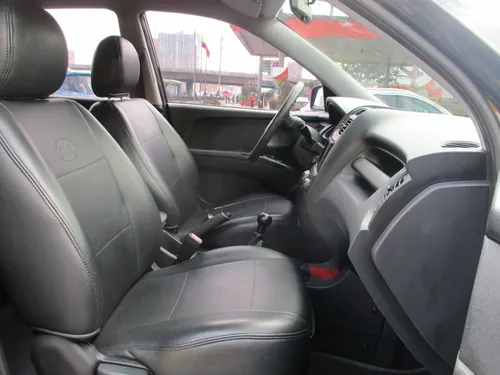 Kia New Sportage Lx 4x2 2000cc Mt Aa