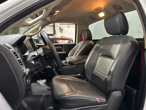 Ram 3500 Caja Seca