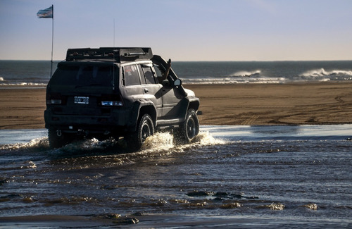 Imagen 4 de 15 de Ssangyong Musso Toyota Sw4 2010 Hilux 3.0 Srv Ii Automática