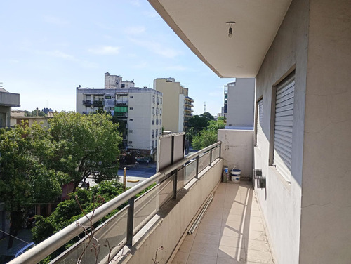 Excelente 3 Amb. $ 850.000 68 Mts Totales ( Todo Incluido Aysa Abl Y Expensas) Frente Con Balcon .