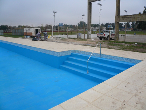 Imagen 4 de 10 de Pintura Piscinas Y Piletas Celeste Por 4 Litros Rinde 40m2