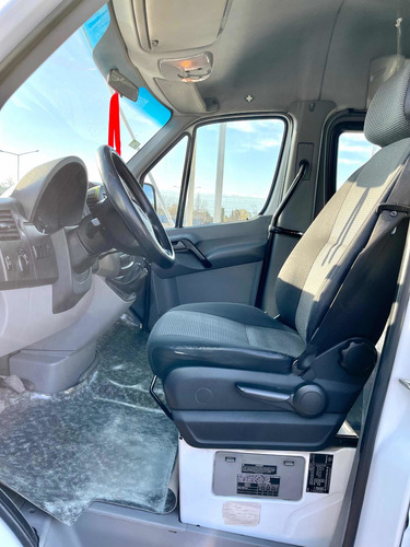 Imagen 5 de 9 de Mercedes-benz Sprinter 2.1 515 Combi 4325 150cv 19+1 2014