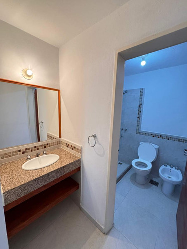 Alquiler Duplex De 2 Dormitorios Escritorio Con Garage Y Patio Zona - Orfeo Superdomo - Veni A Conocerlo!!!