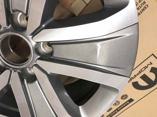 Imagen 7 de 10 de Llanta Fiat Toro Freedom 1.8 Nafta 16 Pulgadas Original®