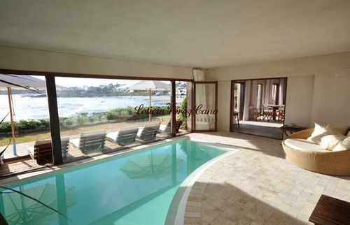 Imagen 9 de 26 de Espectacular Casa Frente Al Mar