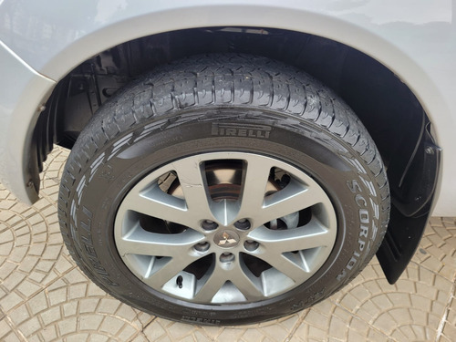 Mitsubishi Pajero TR4 2.0 4X2 16V 140CV FLEX 4P AUTOMÁTICO