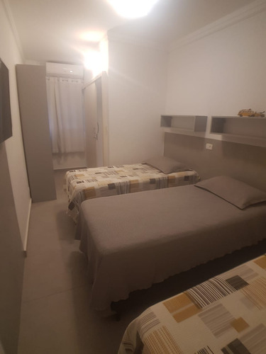 Imagem 4 de 10 de Apartamento Reformado A Venda Praia Do Tombo - 1 Sala Para Dois Ambientes, 1 Dormitório, 2 Banheiro, Cozinha, Área De Serviço. - Ap05038 - 67650891