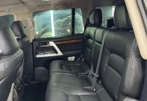 Toyota Land Cruiser SAHARA LC200 VX.