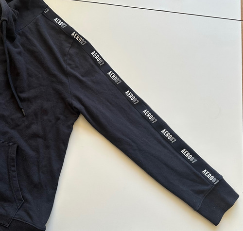 Buzo Hombre Con Capucha Talle M Aeropostale Negro. Impeccabl (Usado)