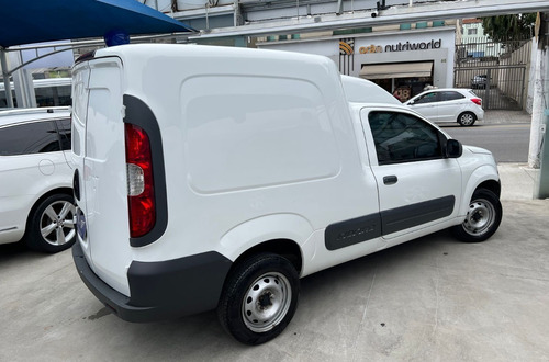 Imagem 7 de 10 de Fiat Fiorino 1.4 Flex 2017