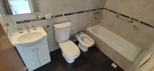 Imagen 13 de 17 de Hermoso Departamento En Villa Ballester. Nuevo Valor