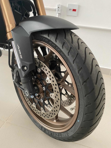 Honda Cb 650 R Abs Un Dono 2265 Km Estudo Troca