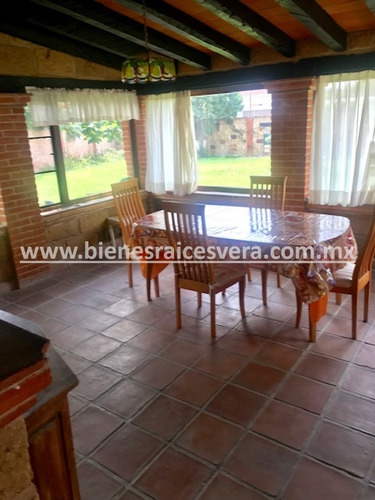 Imagen 3 de 14 de Casa En Venta En Colinas Del Bosque, Querétaro. Antonieta