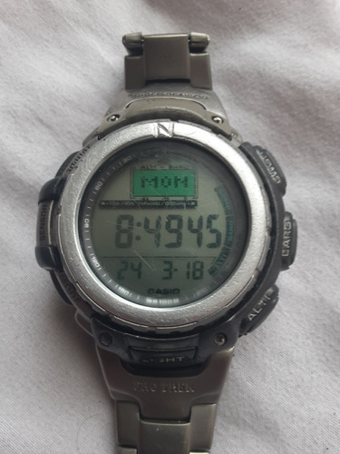 Reloj Digital Casio Pro Treck Prg- 40 Titanio Usado Detalles