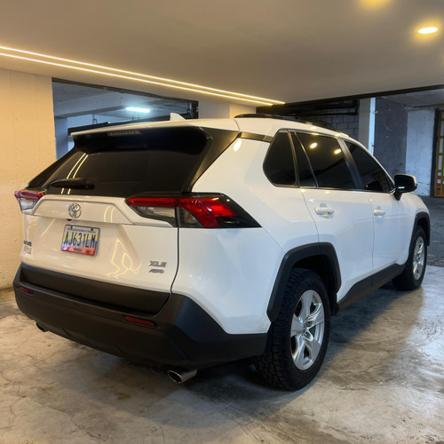 Toyota Rav4 *ap*