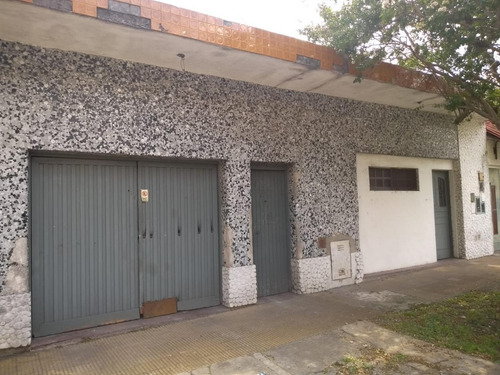 Imagen 1 de 12 de Local A Refaccionar/demoler Sobre Terreno De 11x24