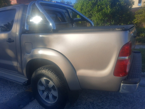 Imagen 11 de 14 de Toyota Hilux 2010 2.5 Cab Doble 4x2