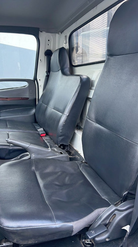 Hyundai Hd78 / Primera Mano / Autoglas