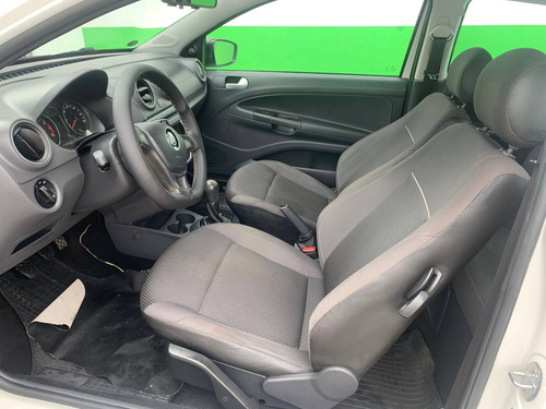 Imagem 4 de 7 de Volkswagen Saveiro 1.6 Msi Robust Cd 8v Flex 2p Manual