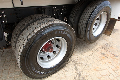 Imagem 12 de 15 de Scania P310 Bitruck 4 Eixos - Carroceria 9,20m - Completa