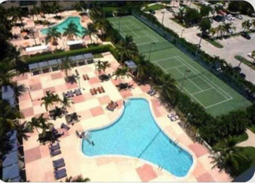 Alquiler Miami Sunny Isles Ocean Reserve Frente Al Mar ,el Precio Incluye Cochera Cerrada Y Equipamiento Para Playa