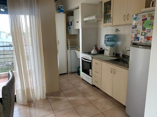 Imagen 7 de 13 de Departamento 2 Ambientes Con Cochera