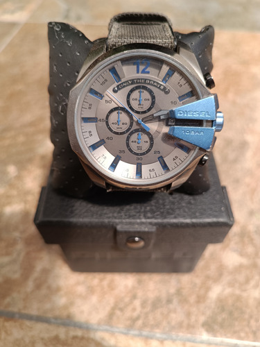 Reloj Diesel Modelo Master Chief Dz4500cuenta Con Cronograf