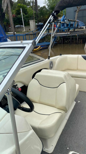 Imagen 16 de 25 de Bermuda Twenty Mercury 150hp 4 Tiempos