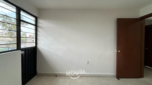 Departamento En Jardines De Guadalupe, Nezahualcóyotl Con 5 Recámaras, 140 M², Id: 150397