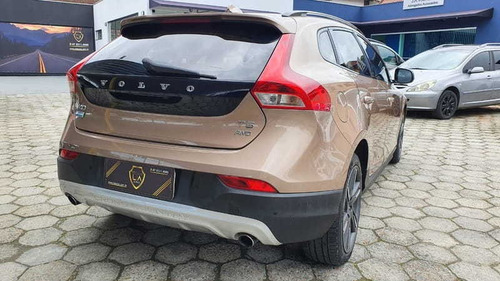 Volvo V40 T-5 Cross Country Dynamique 2.0 Awd Aut