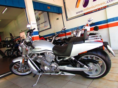 Imagem 5 de 10 de Hd Vrod 1250cc - Edição 10 Anos - Loja Millenium Veiculos