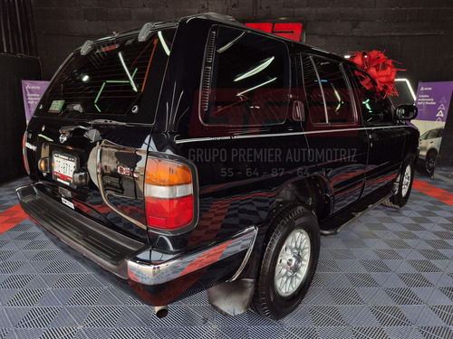Nissan Pathfinder Le Ee Piel Aa 4x2 At
