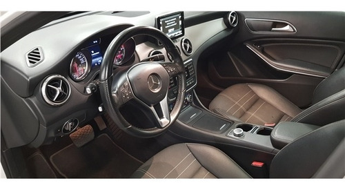 Mercedes-benz Gla 250 2.0 16v Turbo Gasolina Vision 4p Autom