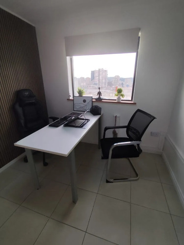 Oficina En Venta + Estacionamiento 35 M2, Centro Concepción
