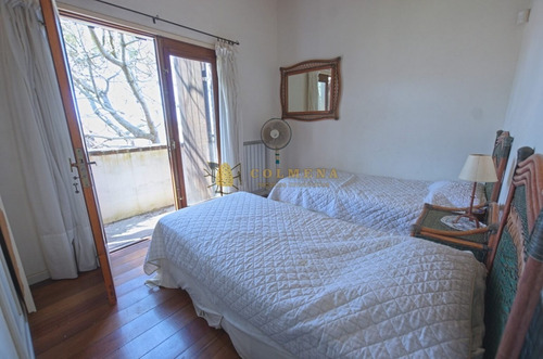 Casa En Venta San Rafael, Con Piscina- Ref: 3875