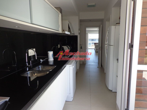 Imagen 11 de 25 de Apartamento En Venta Y Venta, Rincon Del Indio 2 Dormitorios, Con Parrillero Propio