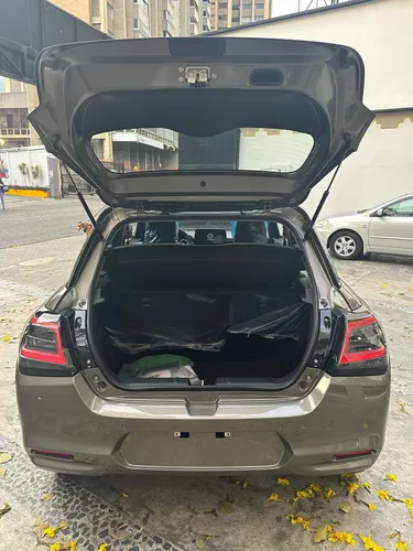 Suzuki Swift Glx 2025