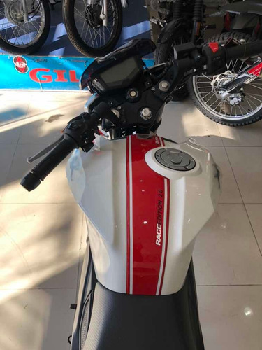 Imagen 8 de 13 de Tvs Rtr 200 Fi
