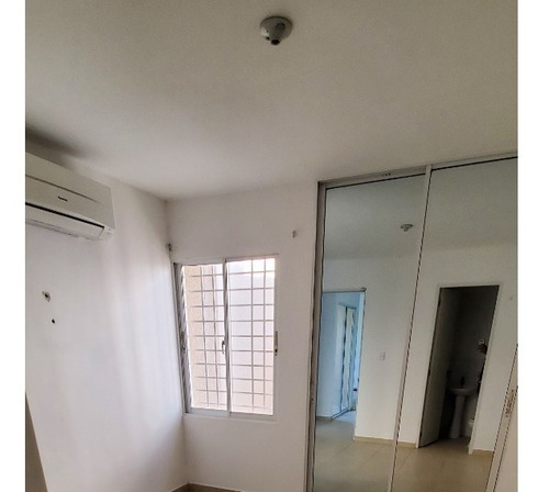 Apartamento En Urb. Colinas Del Arroyo Ii En Av. Jacobo Majluta Sdn