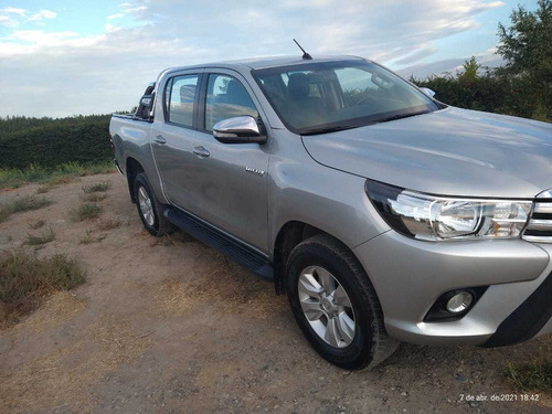 Toyota Hilux 2.8 Cd Srv Pack 177cv 4x2 2016