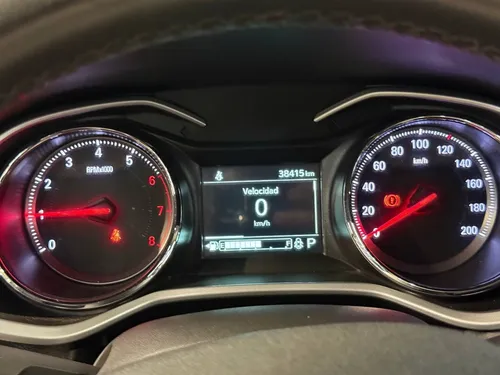 Chevrolet Onix 1.0T Premier Hatch At