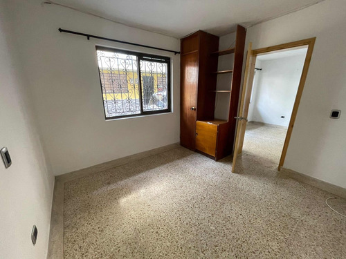 Vendo Casa Copacabana Por El Parque 4 Habitaciones, 2 Baños