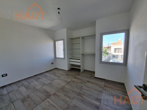 Imagen 6 de 19 de Duplex En Venta Cipolletti
