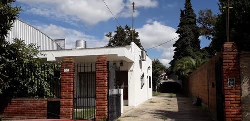 Imagen 3 de 3 de Casa - Villa Gobernador Udaondo