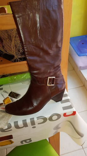 Botas Caña Alta Marrón