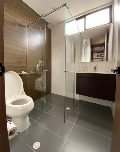 Moderno Apartamento En Cedritos Luz Natural, Ubicación Privilegiada Y Tranquilidad Total