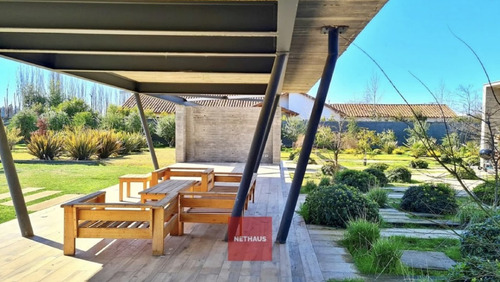 Nethaus Vende Moderna Y Hermosa Casa Camino Zapallar Curicó