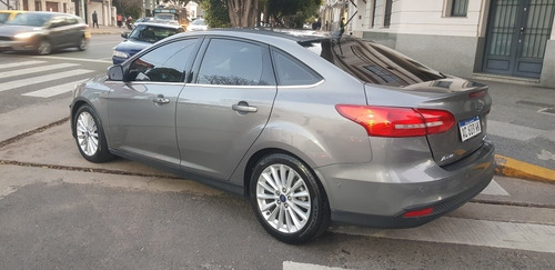 Imagen 6 de 12 de Ford Focus Iii 2018 2.0 Sedan Titanium At6